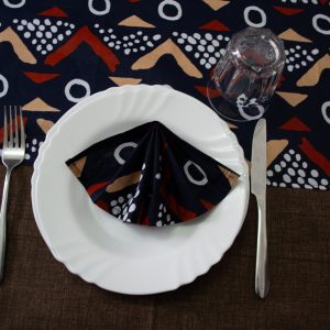 Tovaglia con tovaglioli abbinati